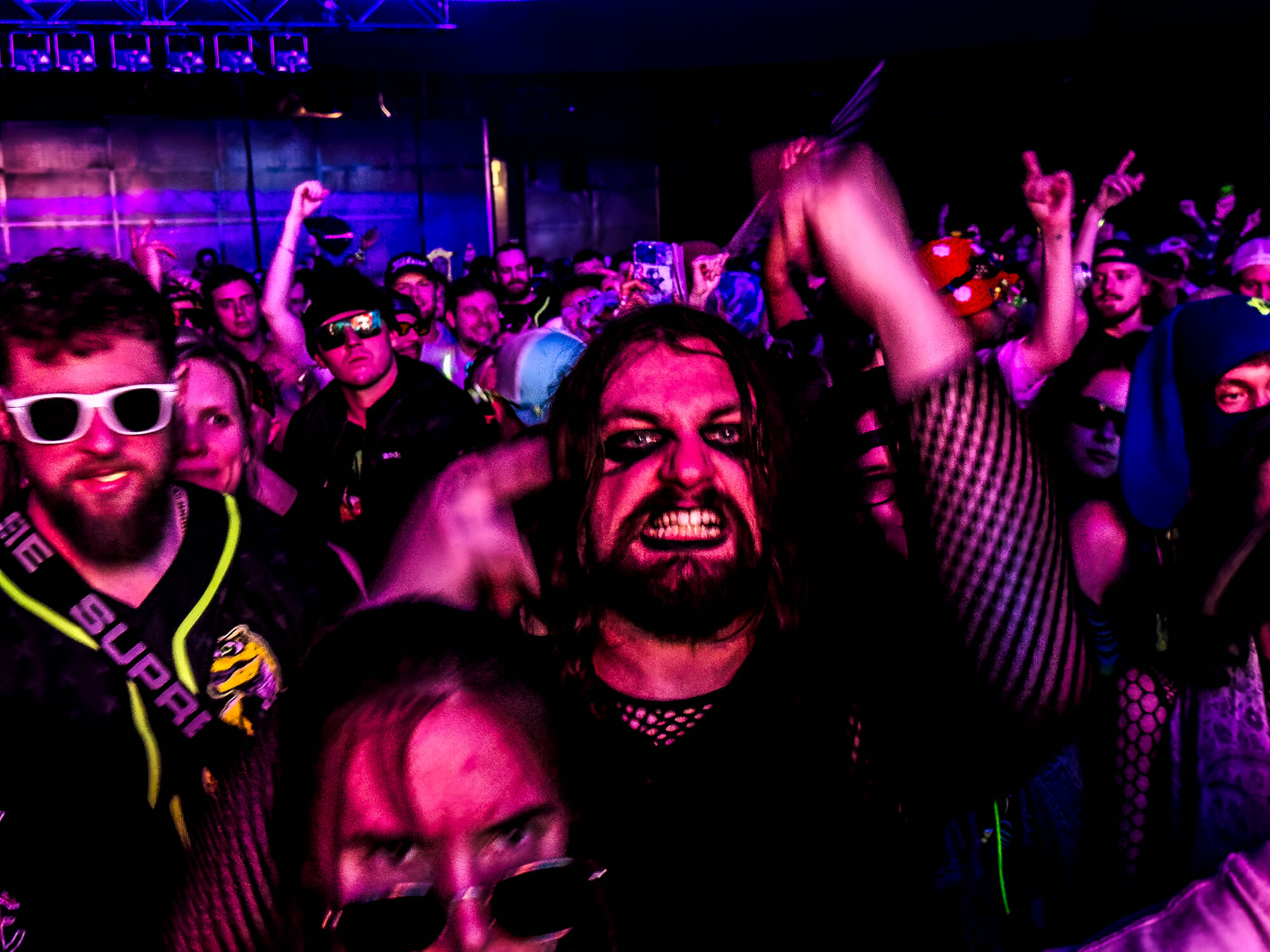 Like I said, you know who the metalheads are.